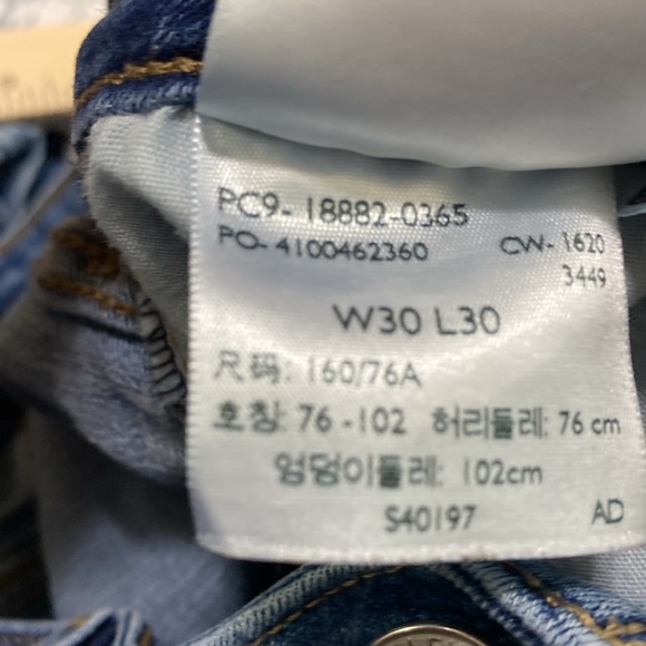 Levi's 721 High Rise Skinny Jeans - Picture 11 of 11